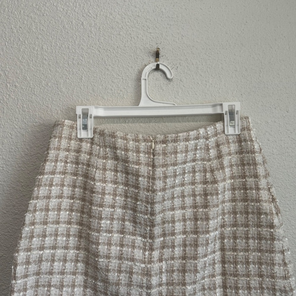 Lulus Tweed Plaid Mini Skirt Preppy Metallic Gold Fringe Faux Wrap Old Money - Picture 6 of 10